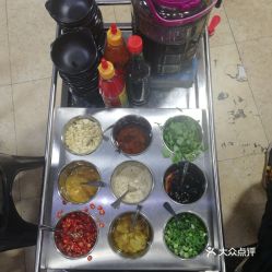 香港佬火锅的酱料好不好吃 用户评价口味怎么样 深圳美食酱料实拍图片 大众点评